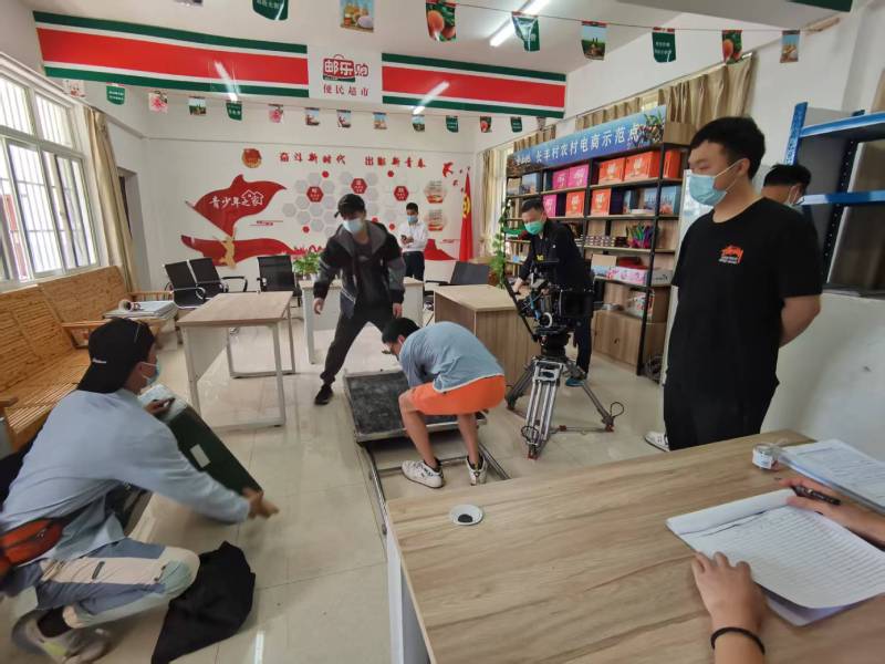 丛台区广告片拍摄公司：极简主义践行者，少即是多的视觉哲学